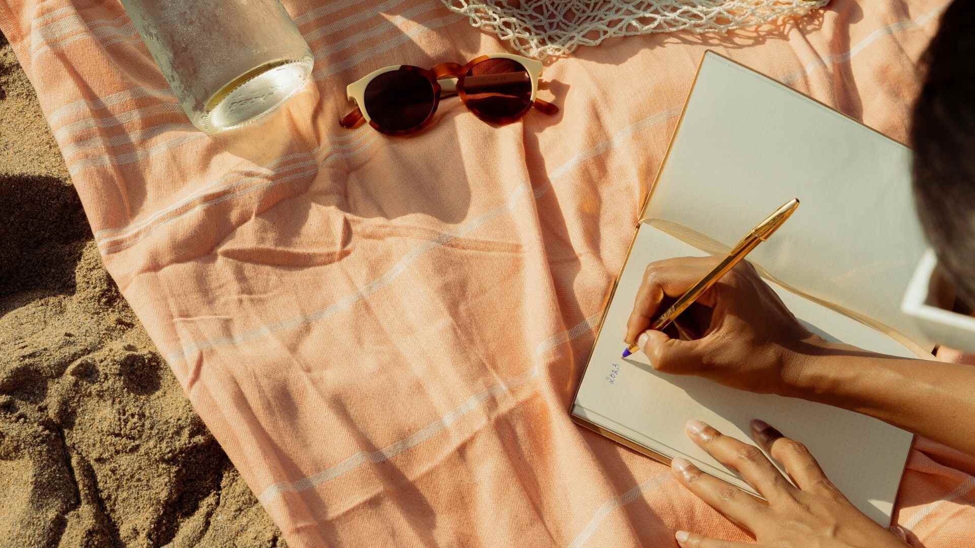 How Handwriting Can Boost Creativity: The Link Between Writing and Artistic Expression