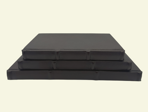 Thin Guestbooks in three sizes and two paper styles 