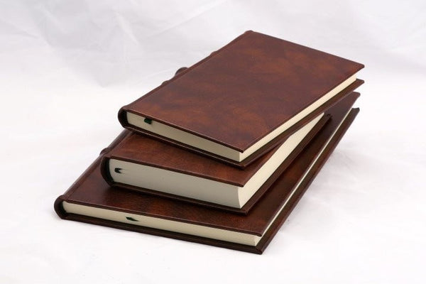 Guest Book  Black Traditional Leather – Graphic Image