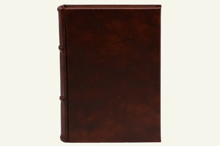 Classic Italian leather journal with Unlined pages 3